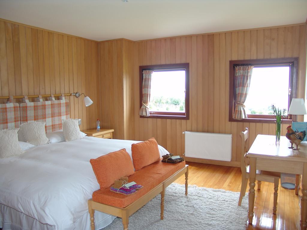 Hotel Boutique El Quinto Castro Room photo